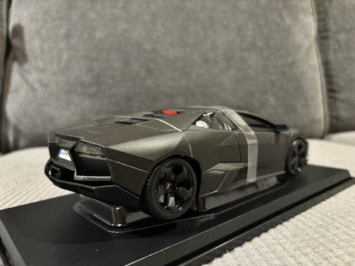 1/18 Maisto Lamborghini Reventon Matt Black Diecast Special Edition - Picture 13 of 22
