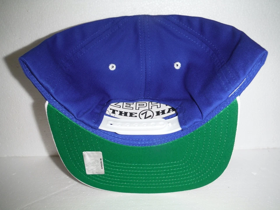 NHL New Toronto Maple Leafs Mens Flat brim Snapback Hat Cap NEW By ZEPHYR - Image 3 of 4