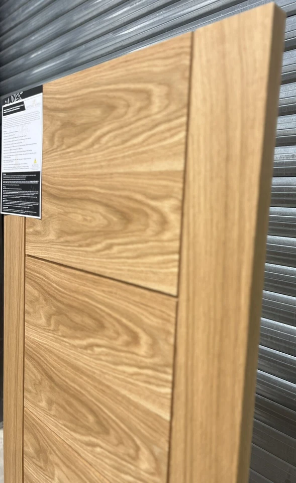 NUEVO PREACABADO CHAPA ROBLE 5 PANELES PUERTAS CONTEMPORÁNEAS 1981mm X 686mm X 35mm Foto 3 de 4