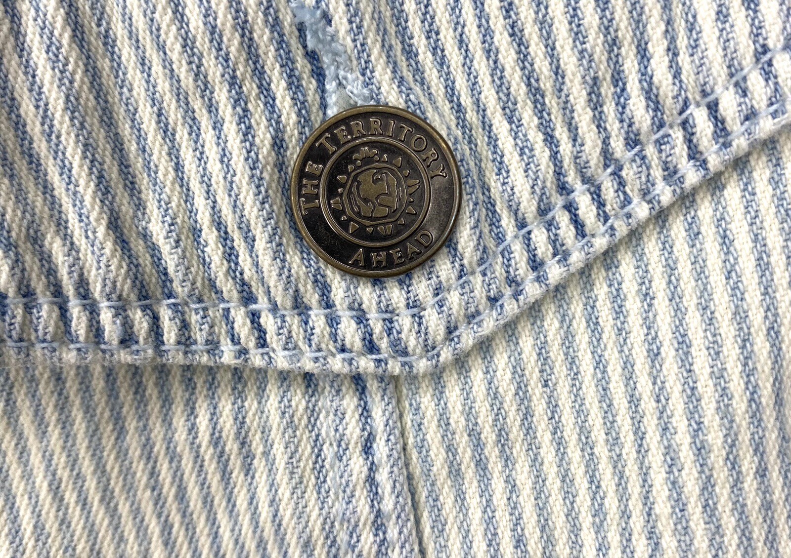 Picture 4 of 10