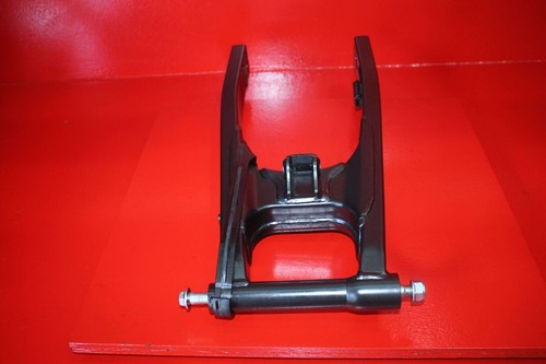 15-18 HONDA CB300F REAR SWINGARM BACK SUSPENSION SWING ARM - Picture 8 of 9