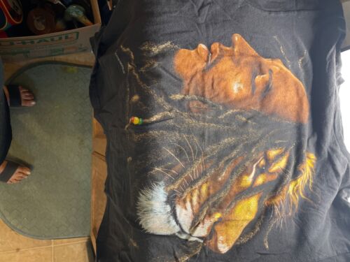 T-Shirt Bob Marley Lion of Judah Reggae Rasta schwarz Unisex Baumwolle kleiner Fleck - Bild 1 von 1