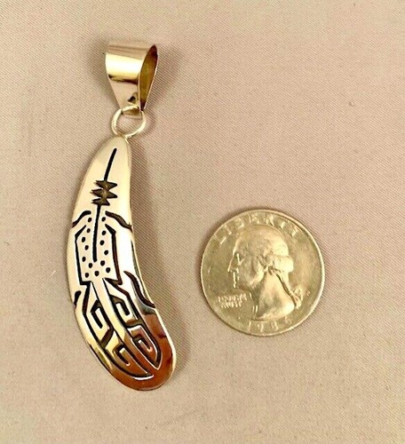 Colgante de pluma de plata esterlina hecho a mano Navajo - Imagen 7 de 8
