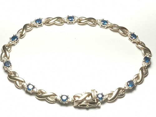 Pulsera de plata de ley con tono dorado y piedras negras - 8 pulgadas de largo - .925