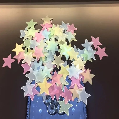 stelle stelline fosforescente fluorescenti luminose decorazione parete notte - Foto 3 di 7