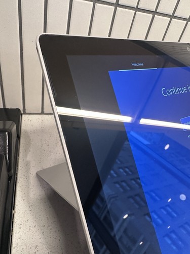 Microsoft Surface Pro 5 Intel Core M3 - 4GB RAM 128GB SSD WIN 10 - R3n3w3d - Picture 4 of 24