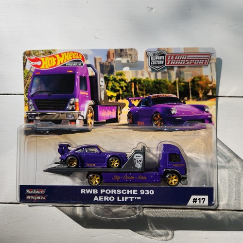 Hot Wheels Porsche 930 RWB Team Transport Aero Lift #17 Premium Car lila