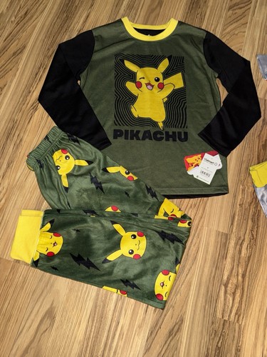 Pokemon Boys Pajamas Sz 8 Small Lot Of 2 Long Sleeve NEW Short Sleeve EUC - Picture 2 of 5