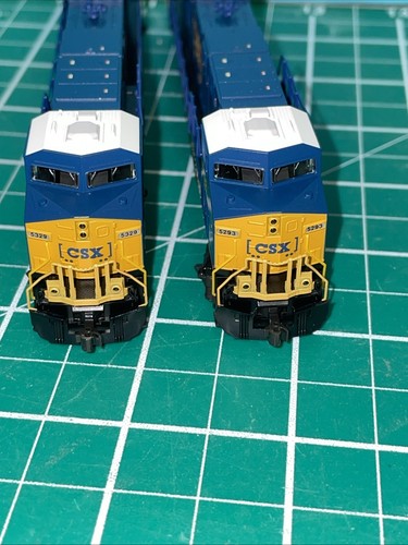 New! N-Scale 176-948, 949 Pair ES44DC CSX DC $286.00 Make offer - Picture 6 of 14