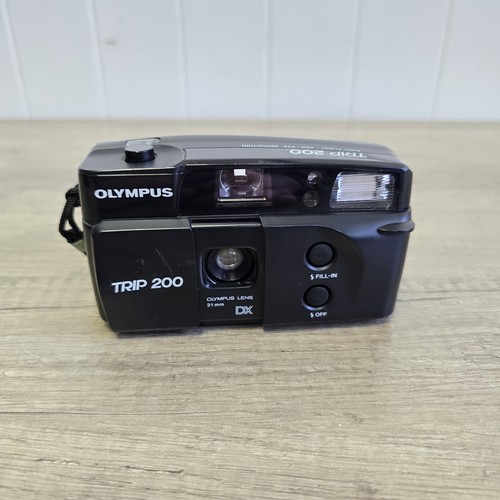 Olympus Trip 200 35mm Film Point and Shoot Camera Black Tested - Picture 3 of 6