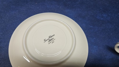 Vintage 1980's Mikasa Fine China Japan "Richelieu" 2 Sets Cups/Saucers EUC - Picture 5 of 5
