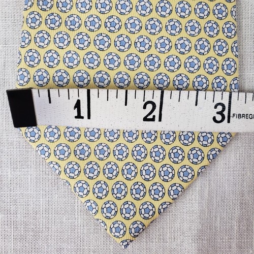 Vineyard Vines Seidenkrawatte Fußball gelb blau adrette Jungen hergestellt in den USA - Bild 6 von 7