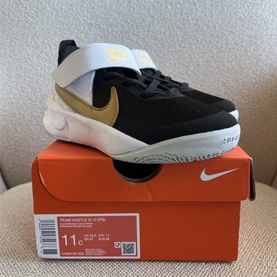 Nike Team Hustle D 10 Basketball Shoes Kid s Size 11C. (NEW)