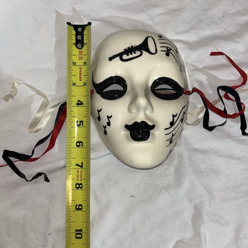 Hand Made New Orlens Mask Music Influence - Picture 3 of 3