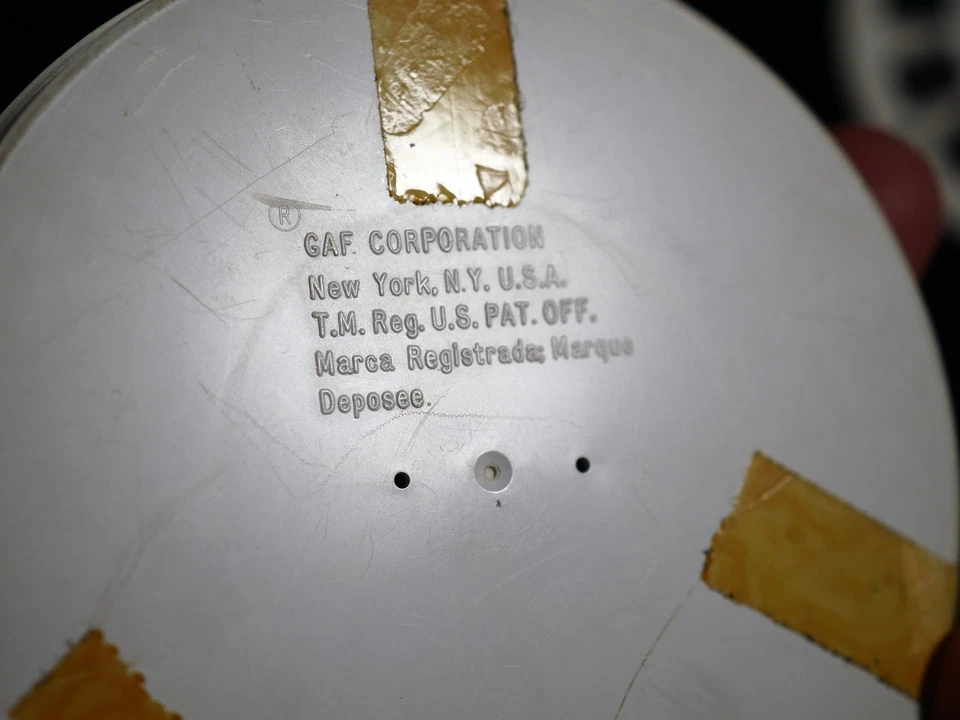 View-Master DISNEYLAND Magic Kingdom plastic storage case + 7 Reels - Image 3 of 4