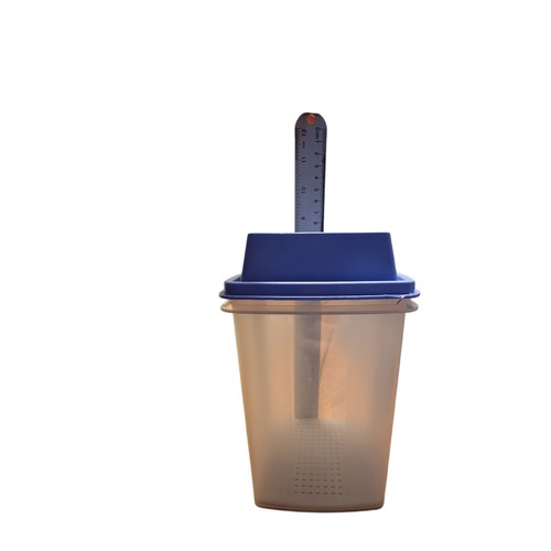 Tupperware Pickle Keeper Sheer w/blue Lid Large 1560-2 With 1562-1 Lid - Picture 8 of 8