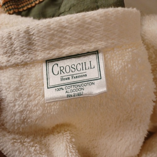 CROSCILL IVORY GOLD Green SET OF 2 HAND TOWELS FRINGED - Picture 4 of 8