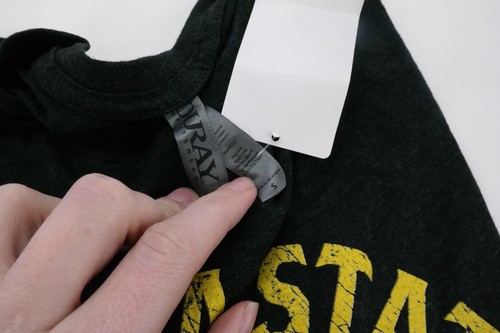 Wichita State Shockers Small  Tri Bend Short Sleeve Tee - Picture 3 of 4