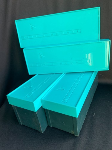 4 Bell & Howell Micro-Mount 35mm Master 40 Slide Trays Each Holds 40 Turquoise - Picture 2 of 5