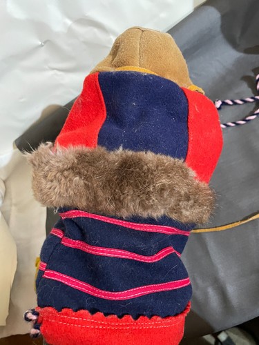 VTG Moose Leather MUKLUKS First Nations Moccasin Muskrat Fur Red/Blue Indigenous - Bild 2 von 10
