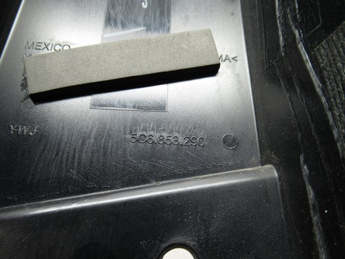 2016-2018 Volkswagen Jetta Right Exterior Vertical Trim Cover 5C6853290 OEM - Picture 4 of 10