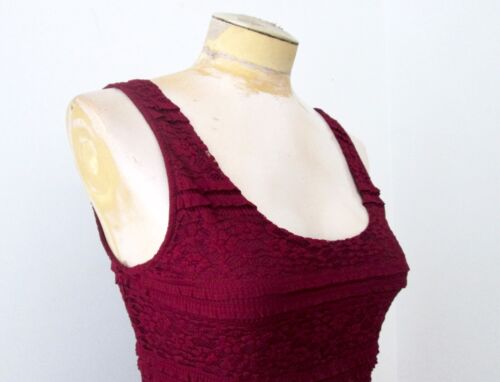 Nuevo con etiquetas Forever 21 Borgoña Niveles Encaje Elastizado Tejido ceñido al cuerpo Vestido Club Sin mangas S - Imagen 3 de 6