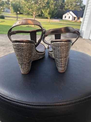Madeline Stuart Bronze Patent Leather Wedges Size 8 - Picture 3 of 8
