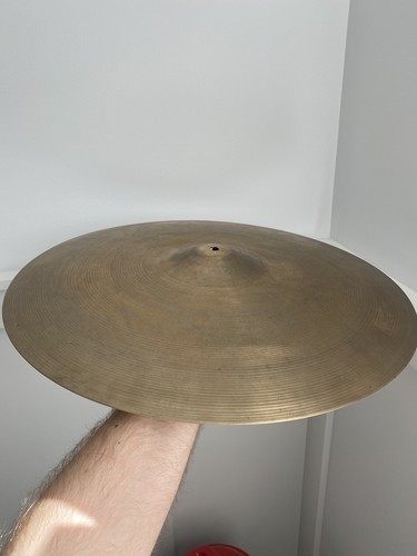 Vintage Zildjian Avedis 20″ Ride Cymbal 2480 Grams NICE FREE SHIPPING - Picture 4 of 5