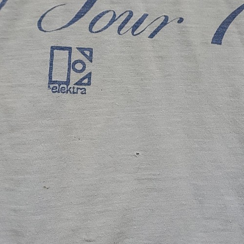 Queen World Tour Shirt 1976 Vintage Women's Light Blue Size Small Short Sleeve - Picture 9 of 15