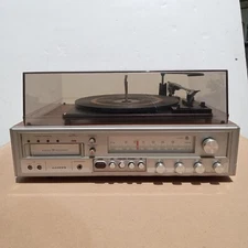 Vintage Lloyd's AM/FM Stereo Receiver 8-Track Model R-925. FOR PARTS ONLY