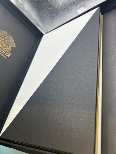 ‘KILLER QUEEN’, GENESIS PUBLICATIONS DELUXE LIMITED EDITION, SIGNED BY BRIAN MAY - 第 6/8 張圖片