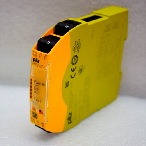 1x PILZ 750167 SAFETY RELAY PNOZ s7.1  24VDC 3 n/o US STOCK - Picture 1 of 4
