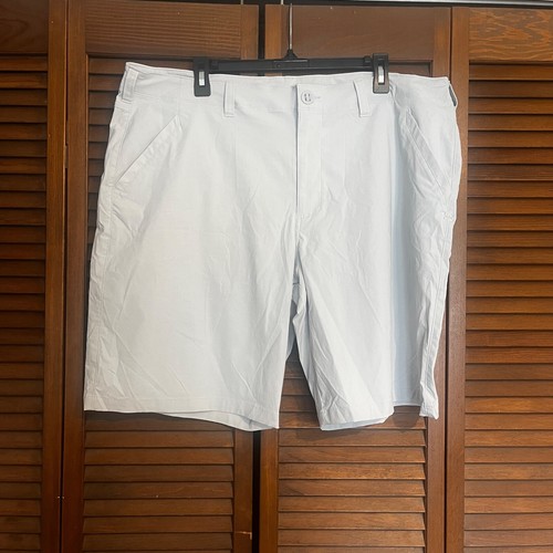 Under Armour Golf Shorts Mens 42 x 10 Gray Flat Front Logo Headgear Lightweight - Bild 1 von 16