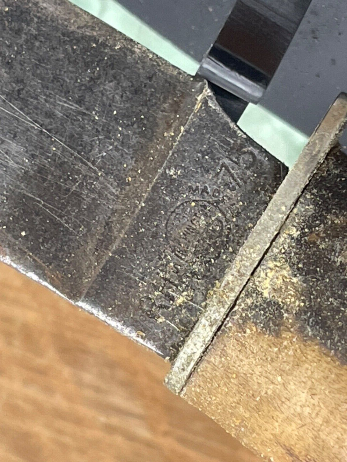 Picture 3 of 9