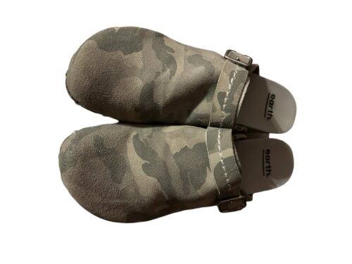 Earth Pine Tiku Womens Sz 9M Green Taupe Leather Camo Studded Heel Mules Shoes - Picture 2 of 14
