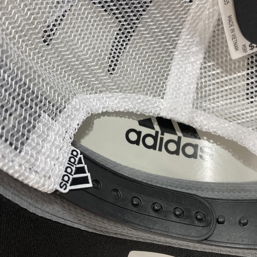 SOMBRERO CAMIONERO ADIDAS para mujer negro blanco gris hechizo snapback billete curvo NUEVO - Imagen 8 de 9