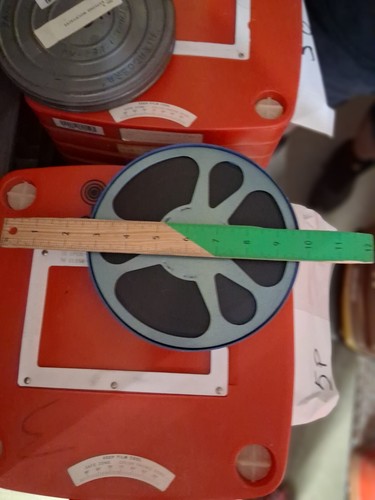 16mm educational film: ECOLOGY UNIT 1: WHAT IS ECOLOGY - Picture 2 of 2