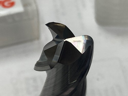 YG1, E5G97804, ALU-POWER, 5/8", 0.120 Corner Radius, Solid Carbide End Mill, 3FL - Picture 5 of 5