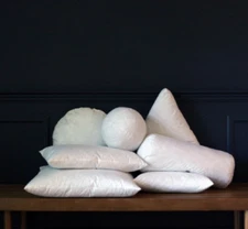 Craft 95/5 Feather and Down Pillow Insert 14" x 14"