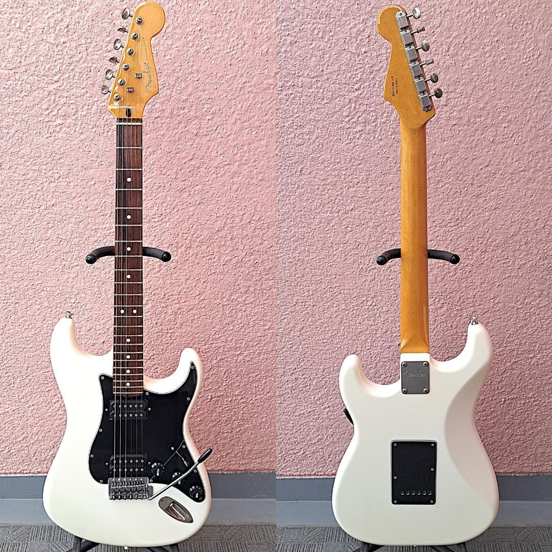■Fender Modern Player Stratocaster HH Fender Modern Player Stratocaster HH White Electric Guitar