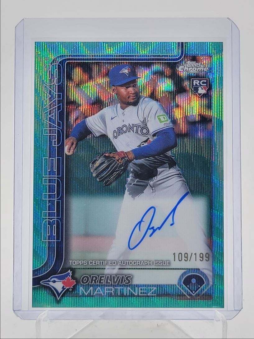 ORELVIS MARTINEZ 2025 TOPPS CHROME ROOKIE AQUA WAVE RC AUTO /199 Q4115