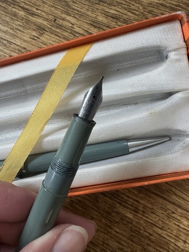 Vintage Fountain Pen & Pencil Set - Used Made By Platignum - Picture 4 of 5