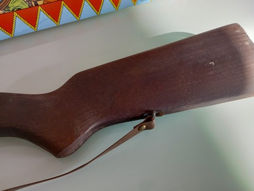 FUCILE GIOCATTOLO SITTING BULL DA COLLEZIONE - Picture 5 of 6