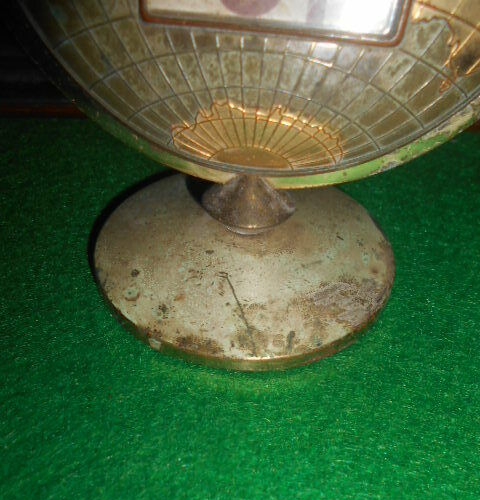 Globe, metal world map with calendar only has the day of the month - Picture 5 of 5