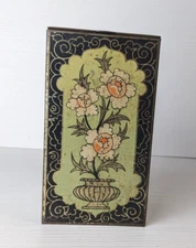 Vintage tin floral hinged top distressed decor organization rectangle box ~7"H