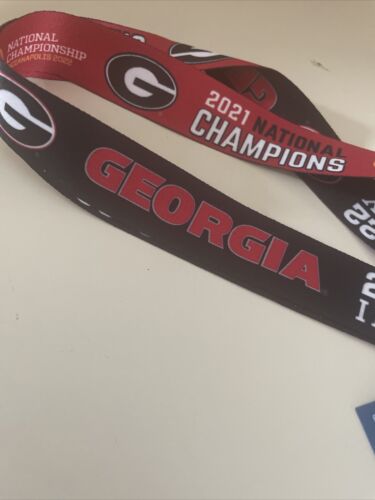 GEORGIA BULLDOGS 2021-22 NATIONAL CHAMPIONS-REVRS LANYARD-XTRA YARD FOR TEACHERS - Picture 2 of 3