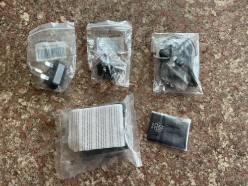Blackberry Accessories-Travel Charger,Wired Handset, UK Clip,EUClip,Cloth-B.NEW - Picture 2 of 2