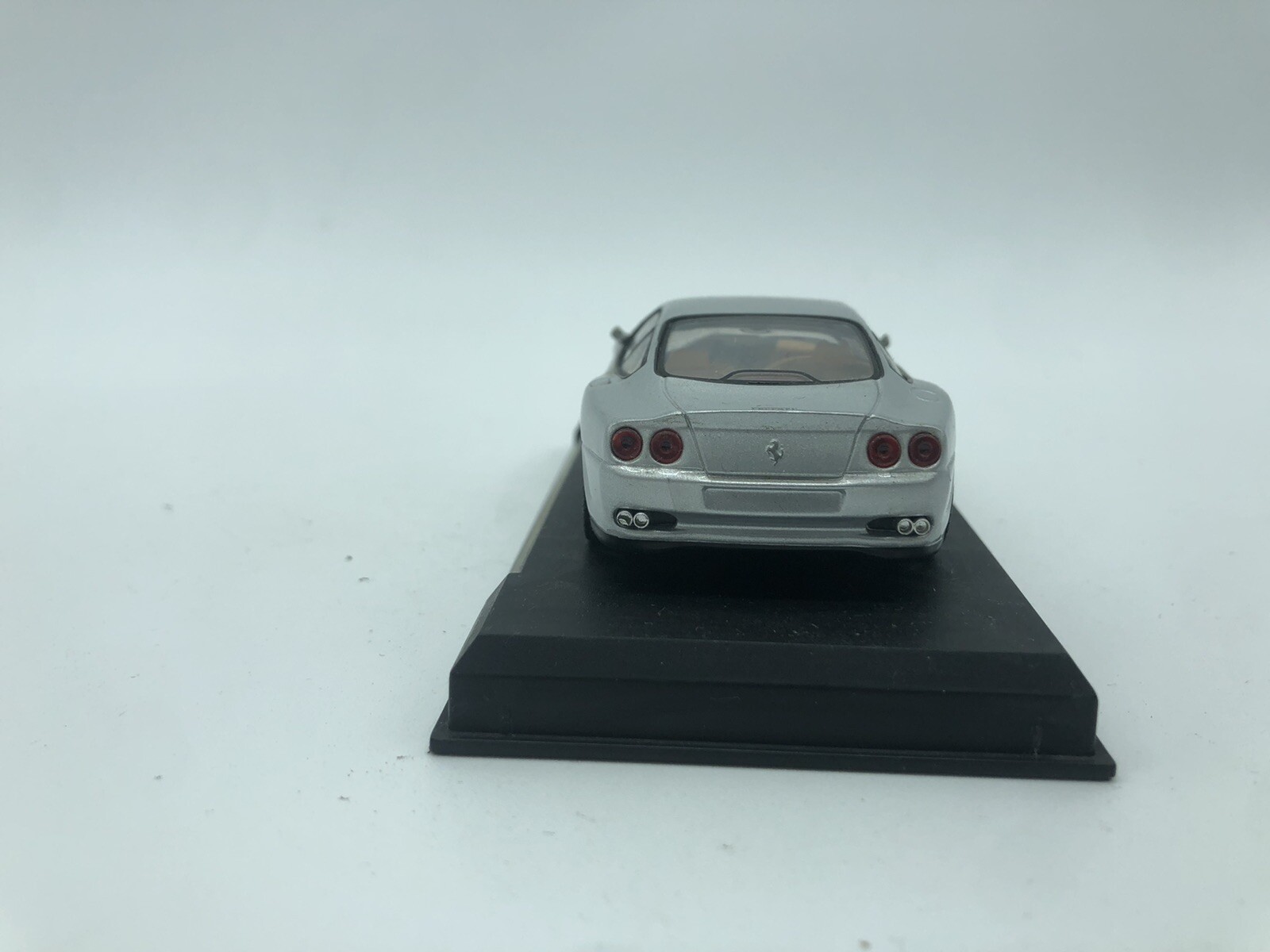 Picture 3 of 4
