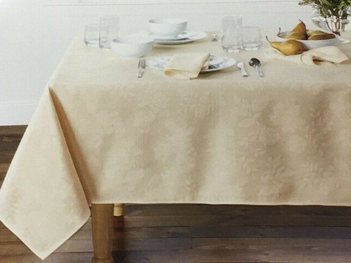 Autumn Medley Damask Fabric Oblong 60 x 104" Tablecloth - Ivory