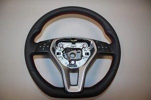 Lenkrad beziehen für Mercedes W204 C Klasse verschiedene Lederfarben Lenkrad beziehen für Mercedes W204 C Klasse verschiedene Lederfarben